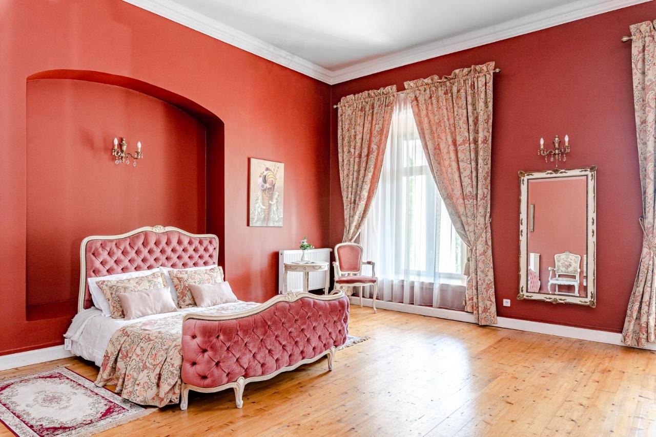 Taujenu Dvaro Sveciu Namai Towiany Extérieur photo