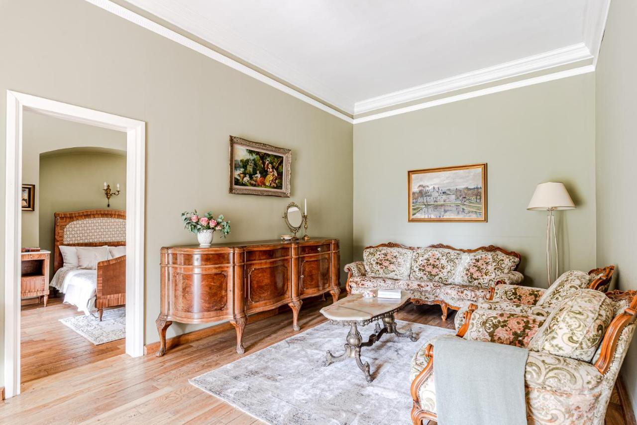 Taujenu Dvaro Sveciu Namai Towiany Extérieur photo