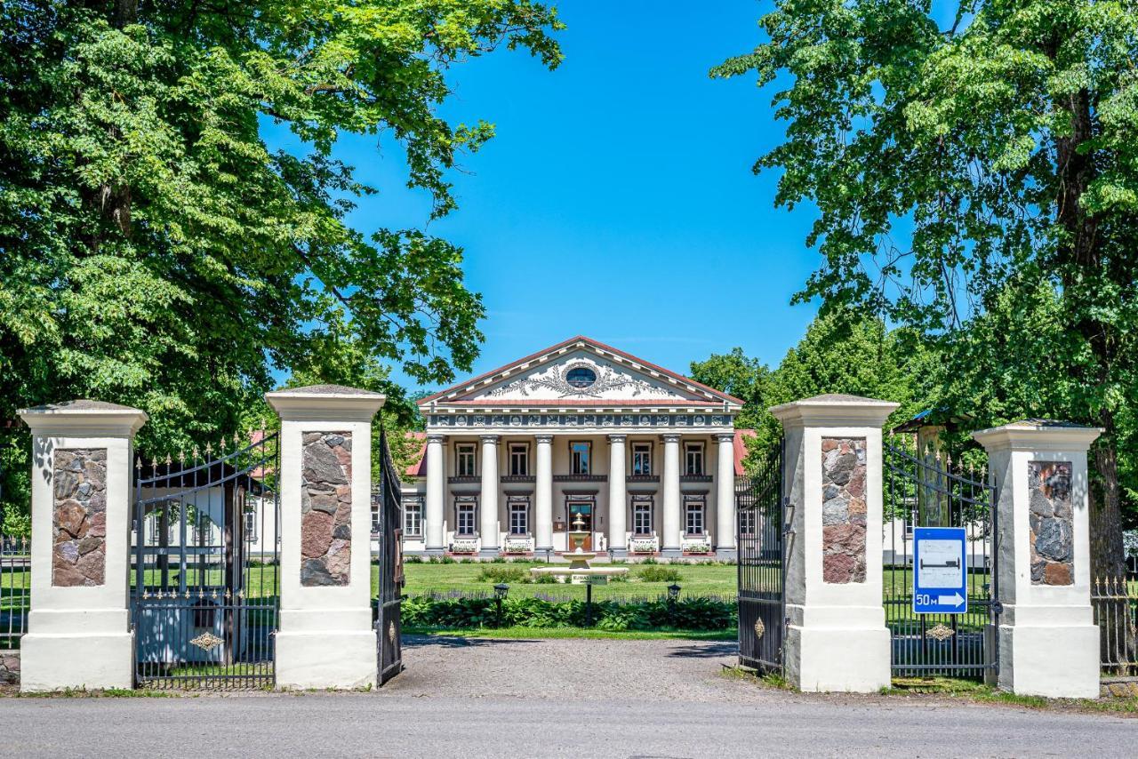 Taujenu Dvaro Sveciu Namai Towiany Extérieur photo